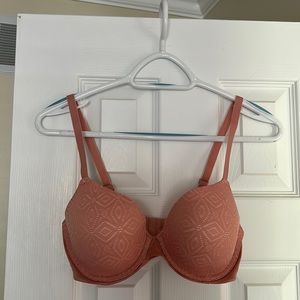 Auden 32D Bra (practically new)